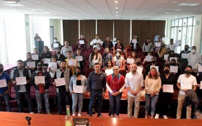 Capacitan en el Congreso a emprendedores para el registro de su marca