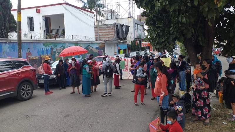 Habitantes de Xochiltepec toman oficinas del INPI