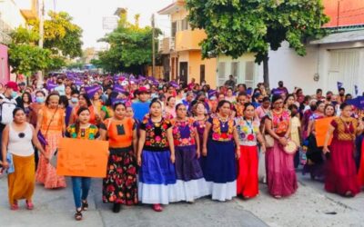 AMIDE marcha por el alto a la violencia a la mujer y en apoyo a Claudia Sheinbaum.