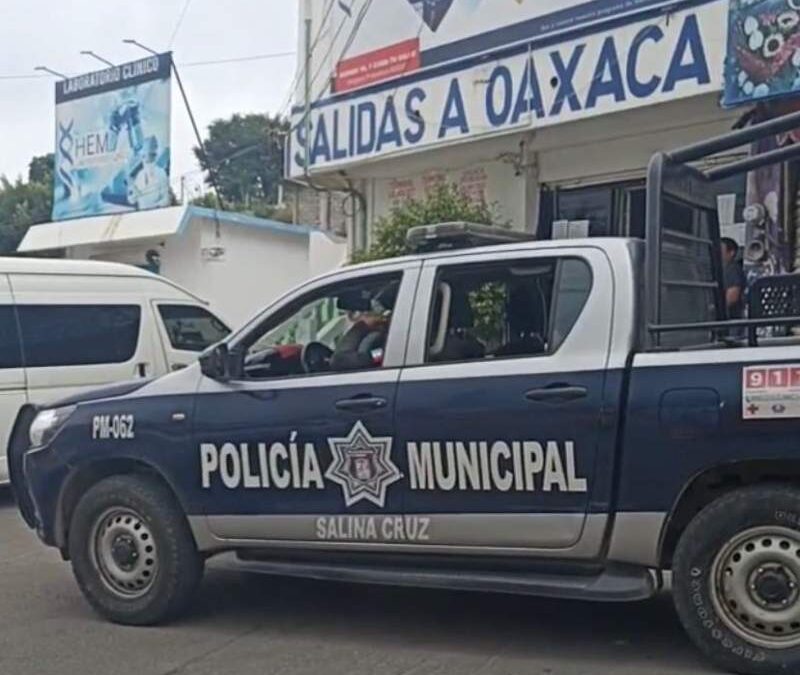 Asalto a mano armada en oficinas de transportes “Xhuncos” en Salina Cruz