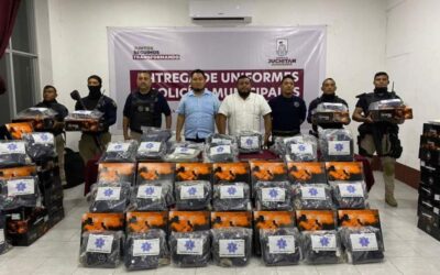 Ayuntamiento se esfuerza por mejorar condiciones laborales de la Policía Municipal: Emilio Montero