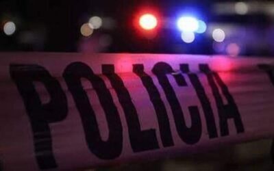 Localizan tres cuerpos sin vida dentro de un taxi en Juchitán