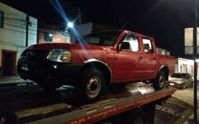 Policía Municipal asegura camioneta con presunta alteración en sus numerales