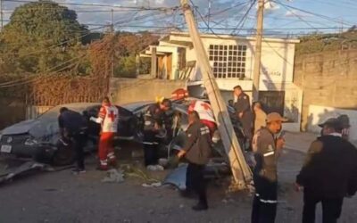 Accidente vial en Salina Cruz deja un lesionado y daños materiales
