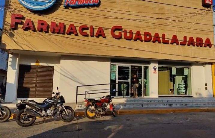 Asalto a farmacia Guadalajara en Juchitán