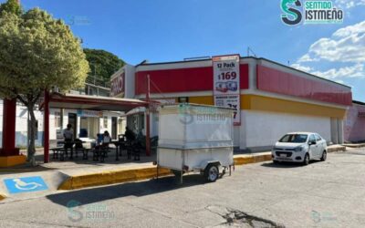 Asalto a tres tiendas Oxxo este viernes en Tehuantepec