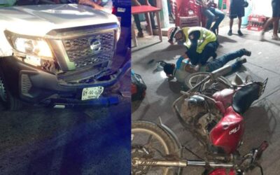 Daños materiales y una persona lesionada, saldo de aparatoso choque entre motociclista y camioneta en Juchitán