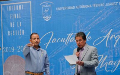 Javier Martínez Marín rinde protesta como nuevo director de 5 de mayo UABJO