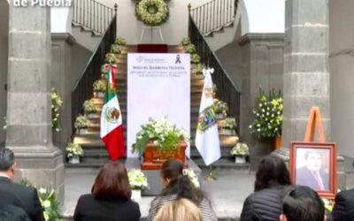 Realizan homenajes al gobernador de Puebla, Miguel Barbosa