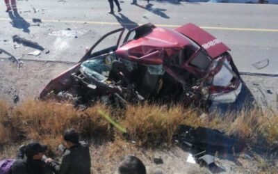 Fatal encontronazo en carretera de Oaxaca, deja cuatro muertos