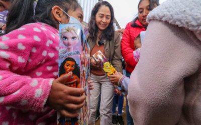 Alegría e ilusión se vive este “Día de Reyes” con la entrega de juguetes por parte del DIF Oaxaca