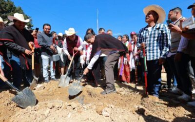 Anuncia Gobierno de Oaxaca inversión de mil millones de pesos para pavimentar caminos a 40 agencias municipales este año