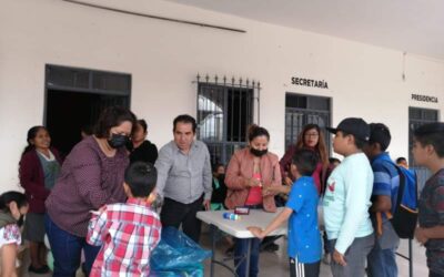 Edil de Santa Inés Yatzeche celebra a niños en Días de Reyes