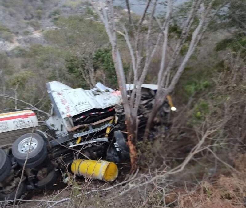 Pierde la vida un pipero en carretera Istmo – Oaxaca