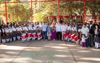 Presidente de la Junta de Coordinación Política asiste a inauguración de semestre del Cobao