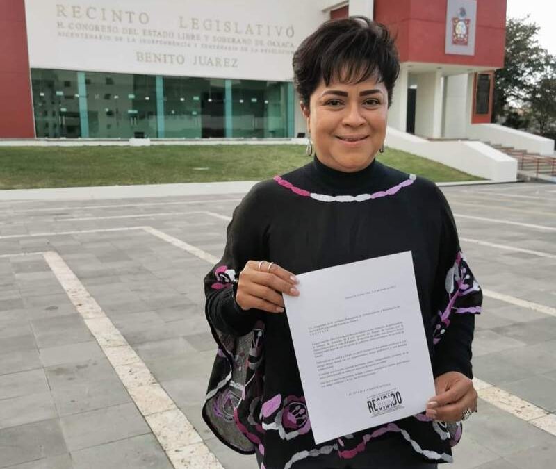 Se registra Dalia Baños como aspirante a la Fiscalía General de Oaxaca