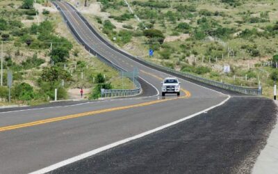 Amagan con detener obra de ampliación de la carretera transistmica en el Istmo