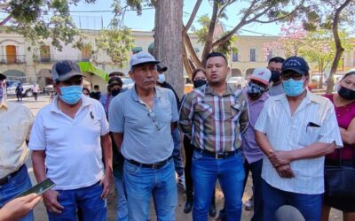 Denuncian a Porfirio Santos por irregularidades en San Antonio de la Cal