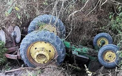 Muere en la Mixteca aplastado con su tractor