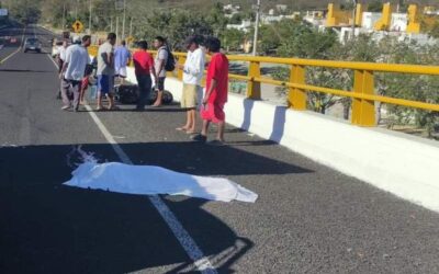 Muere motociclista en Huatulco