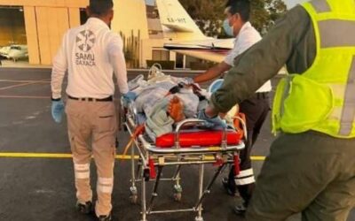 Realiza Gobierno del Estado traslado aéreo de paciente de Pochutla a la capital oaxaqueña