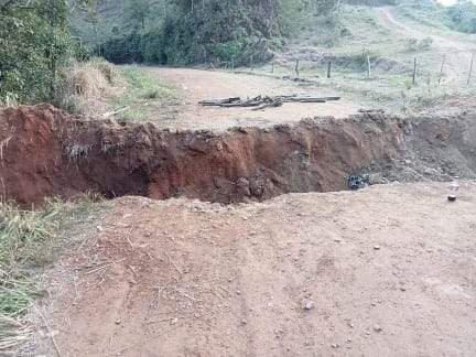 Santo Domingo Petapa le corta el camino a San Juan Mazatlán en el Istmo