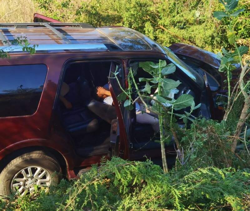 Accidente deja tres lesionados en el Istmo