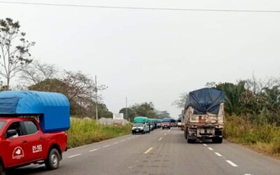 Bloquean la carretera a la altura de Mogoñé, en el Istmo