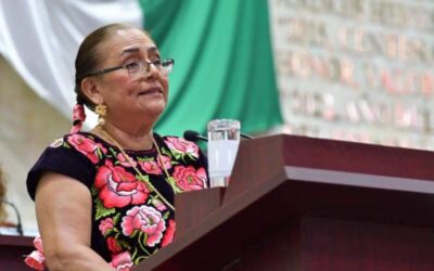 Cleila Toledo Bernal, diputada zapoteca, defiende a los artesanos de Oaxaca