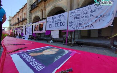 Diversas protestas invaden Palacio de Gobierno en Oaxaca