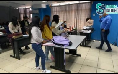 Estudiantes de la UABJO denuncian irregularidades en la institución