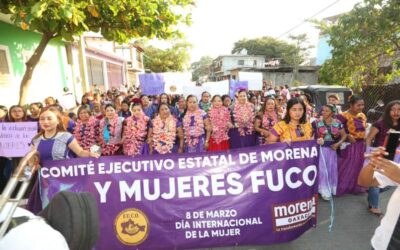 Más de 2 mil mujeres en marcha de FUCO en Juchitán