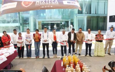 Muestran riqueza artesanal de la Mixteca en el Congreso