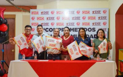 DIF Municipal en colaboración con el CECATI 68 y tiendas OXXO capacita a adultos mayores