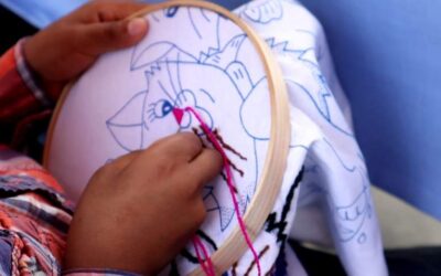 “Manitas de amor”, un taller de manualidades con muchos beneficios para niñas y niños