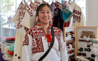 Muestran espléndidas artesanías de los pueblos de Oaxaca en terminal del ADO