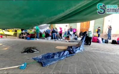 Normalistas retiran su plantón en #Oaxaca