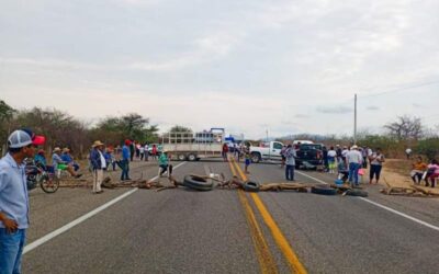 Reactivan bloqueo para exigir la renuncia del edil de Reforma de Pineda