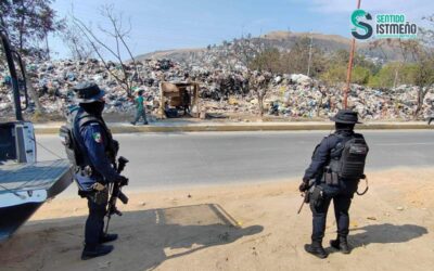 Resguardan policías basurero irregular en la capital para evitar ser quemado nuevamente