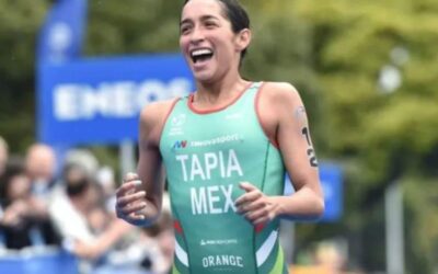 Atleta mexicana gana medalla de plata en Campeonato Mundial de Triatlón en Japón