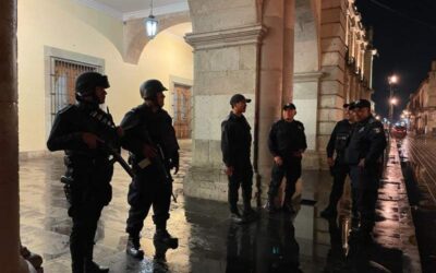 Desalienta SSPC actos vandálicos de normalistas frente a Palacio de Gobierno
