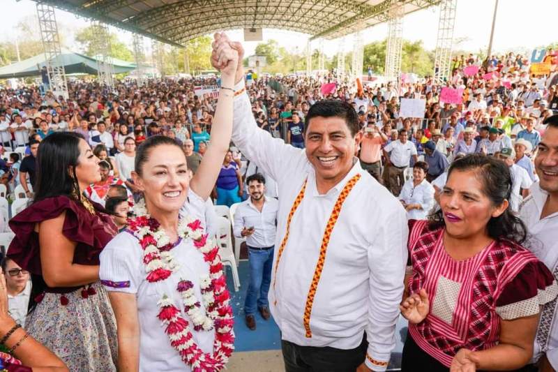 en-huatulco-coinciden-salomon-jara-y-claudia-sheinbaum-en-la-importancia-de-politicas-a-favor-de-la-poblacion