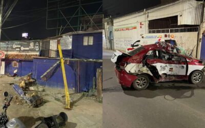 Taxi fuera de control provoca caos y destrozos en San Antonio de la Cal