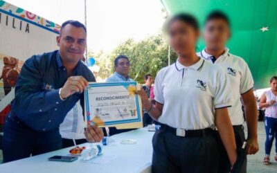 Trabaja Gobierno de Xoxocotlán en la formación cívica de las nuevas generaciones.