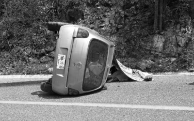 Trágica volcadura en la carretera Oaxaca al Istmo; pierde la vida una persona