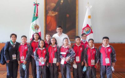 Se reúne gobernador con legisladores infantiles de Oaxaca; Yeshua Orozco Sánchez representará a Juchitán