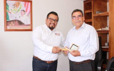 1200 trabajadores de la educación reciben reconocimiento y medalla conmemorativa «Maestro Altamirano»