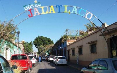 Anuncian retiro del arco de Jalatlaco por no contar con permiso