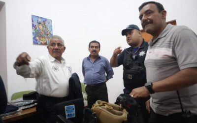 Avanza solución a peticiones de policías municipales de Zaachila: Carlos Rigoberto Chacón