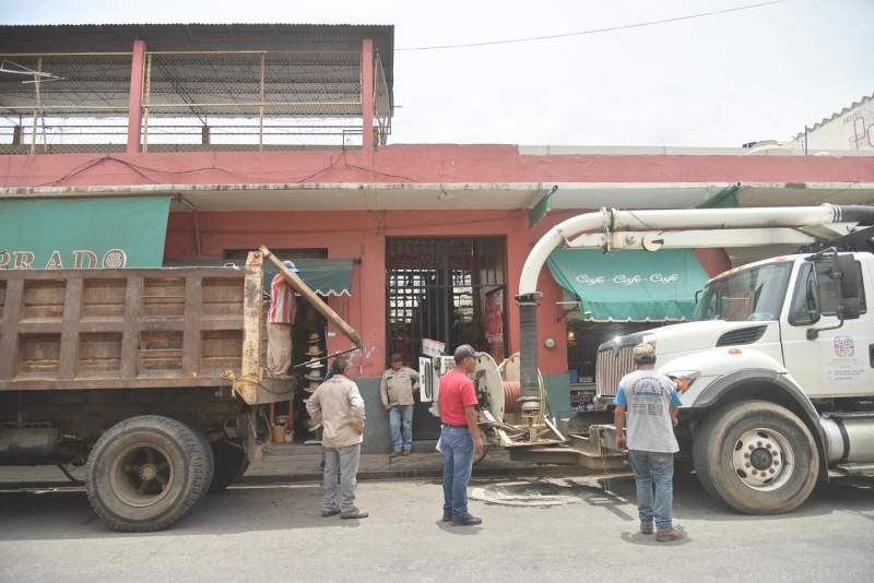 desazolva-soapa-el-drenaje-del-mercado-20-de-noviembre